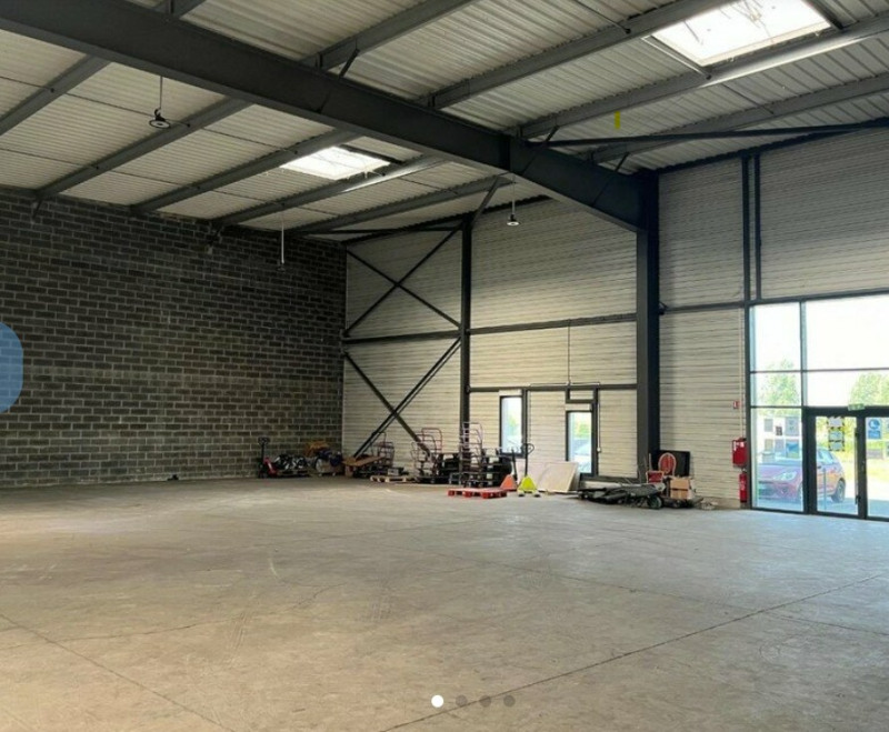 Bâtiment commercial – 2 500 m² à Villiers-le-Bel (95400) – photo 3