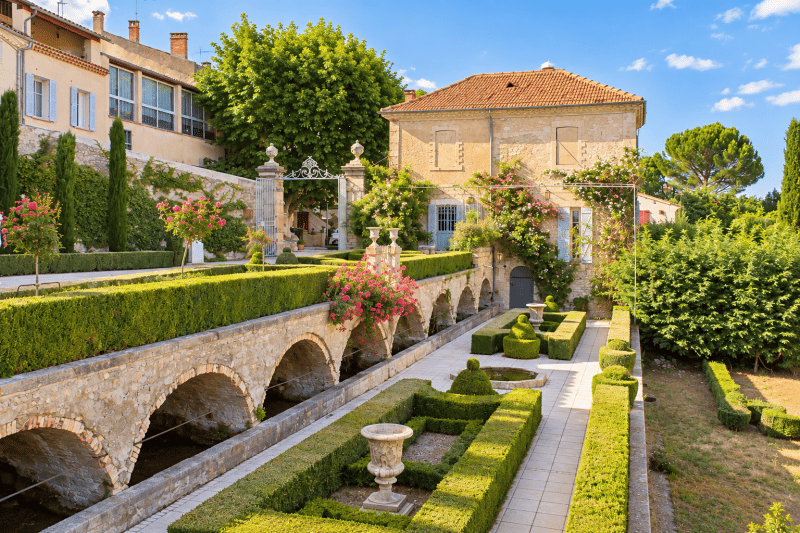 Château et dépendances – 900 m² à Valensole (04210) – photo 5
